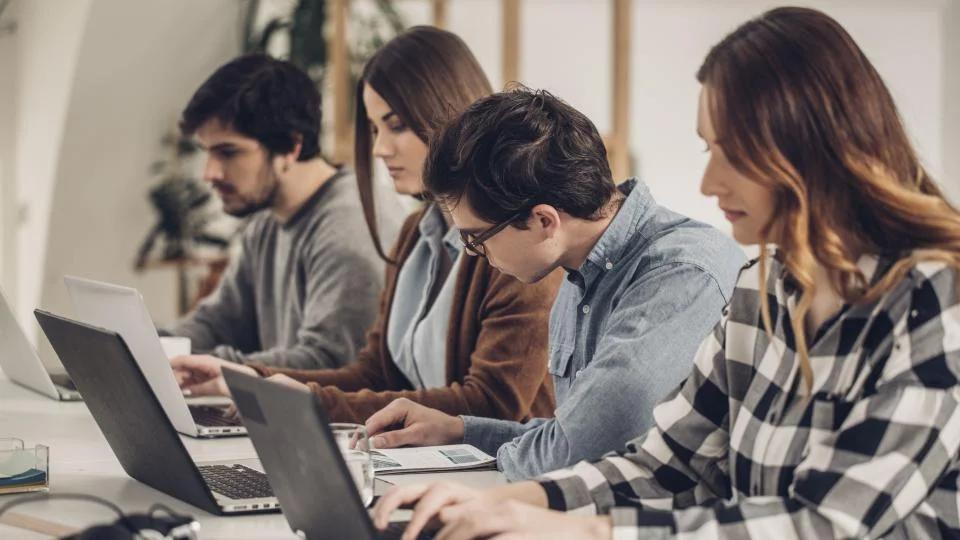 mac高性能本,大学生适合的笔记本电脑推荐mac