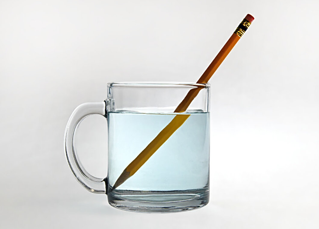 杭州西湖出现“海市蜃楼”,宝塔悬浮在空中?原景在哪里?