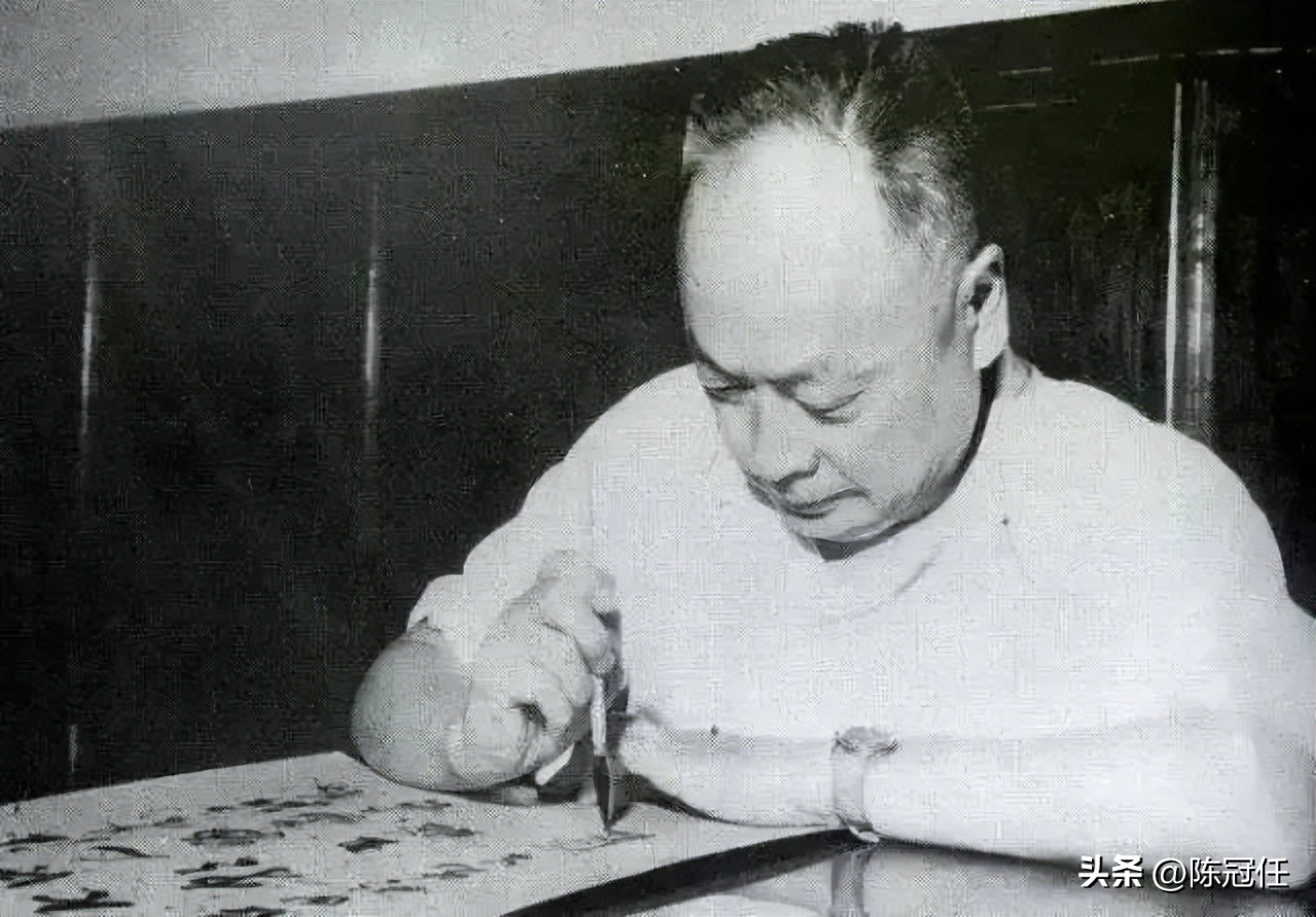 在十大元帅中，谁和毛主席最亲热，见着主席就“靠过去”？