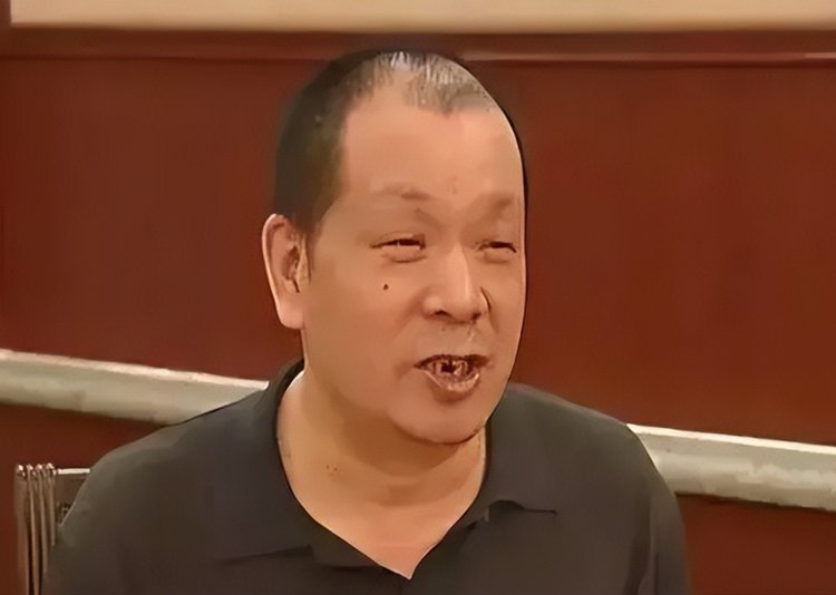 黑龙江保安两次彩票500万中奖,东北保安连中两次500万人称彩票王