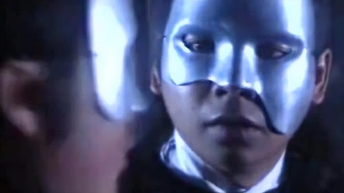 笑傲江湖原著里岳不群怎么死的,笑傲江湖岳不群被拆穿