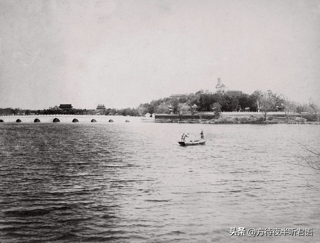 老照片90年代的故宫 (故宫老照片光影百年)