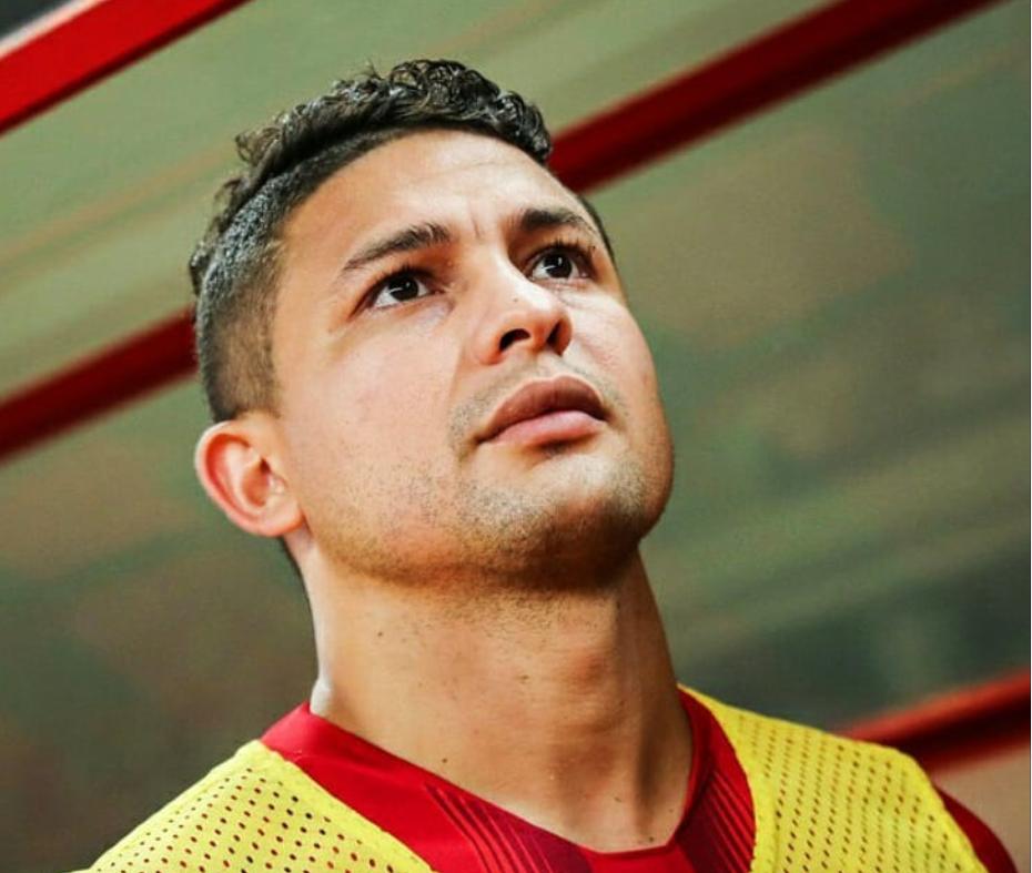 艾克森亚冠表现,艾克森登顶中超历史射手王