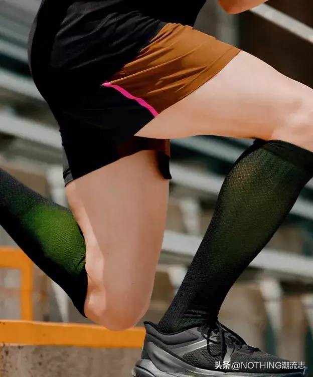 适合跑步穿的运动裤和运动衣,跑步短裤穿法里面穿什么最好