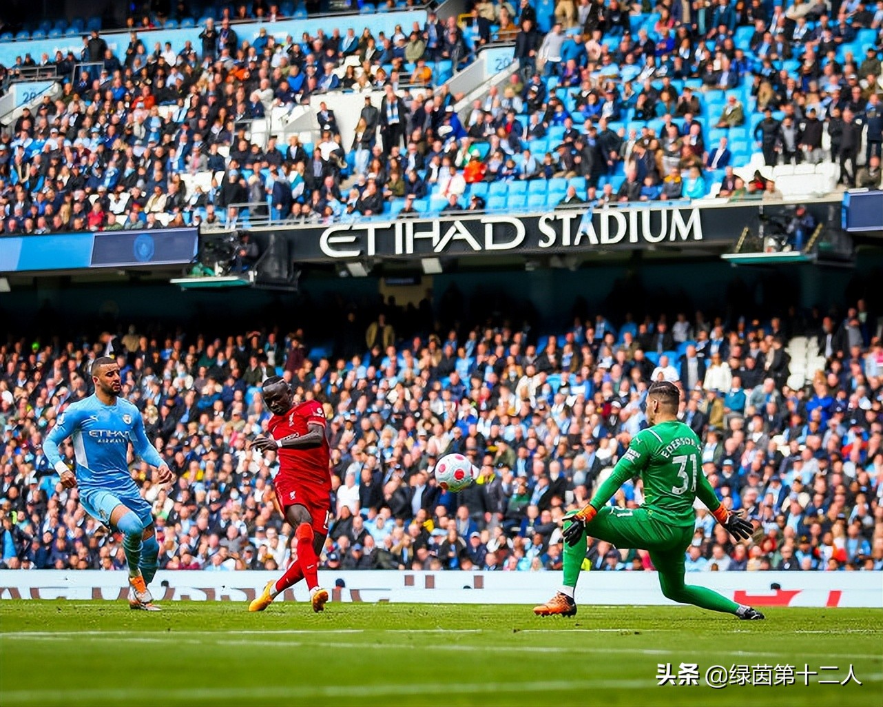 战术复盘曼城VS利物浦：最顶级对决！瓜帅又玩花活渣叔稳出大招