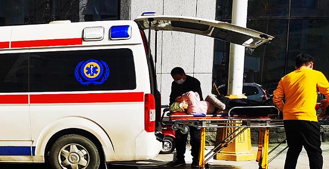 疯狂敛财的医疗蛀虫视频,疯狂敛财的医疗蛀虫