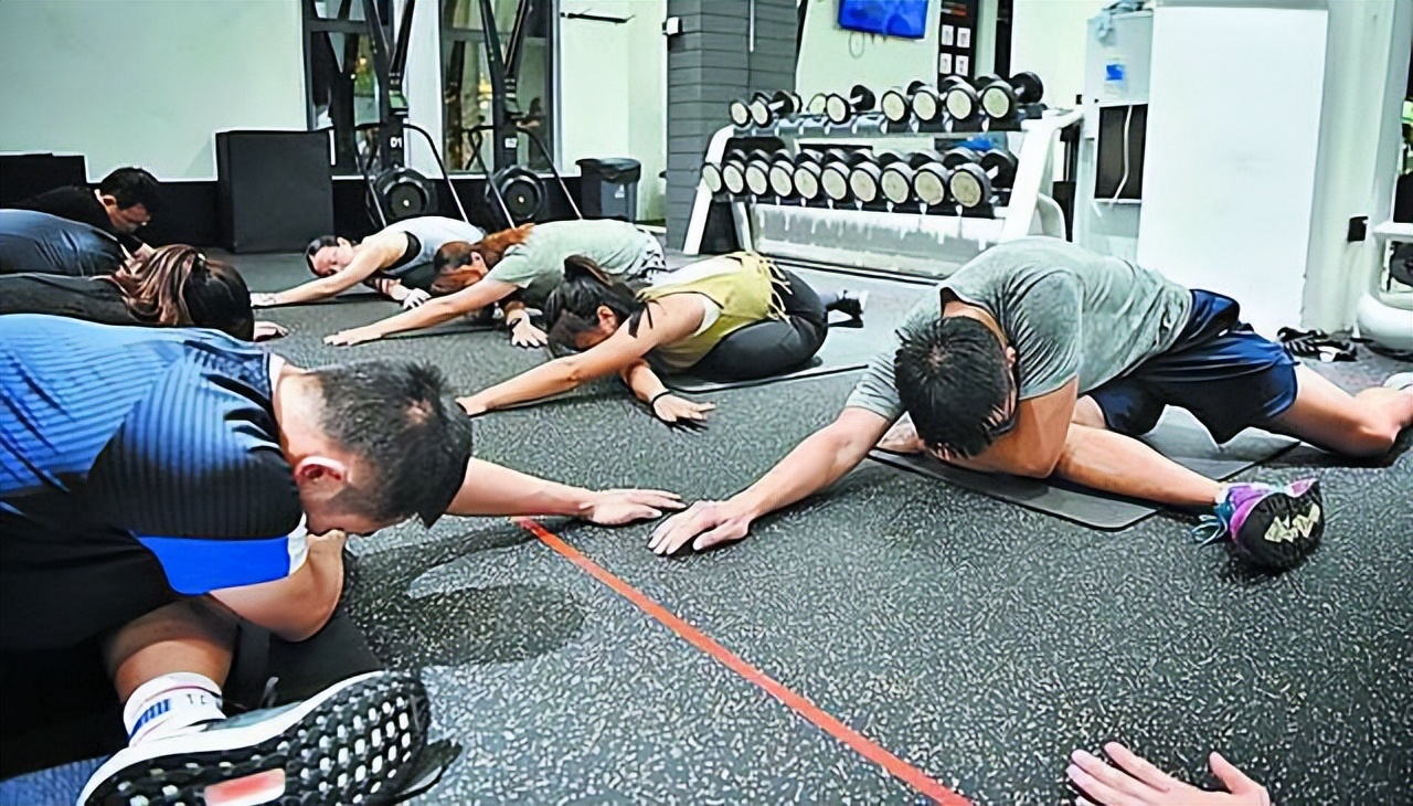 身家亿万的新加坡医美医生，40岁不幸患肺癌去世，临终感言万人转