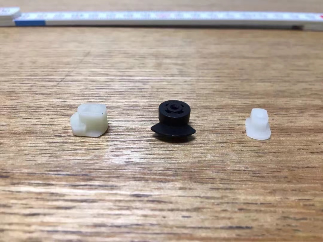 精密塑胶斜齿轮和螺旋齿轮的模具，为何选择采用火花机加工技术