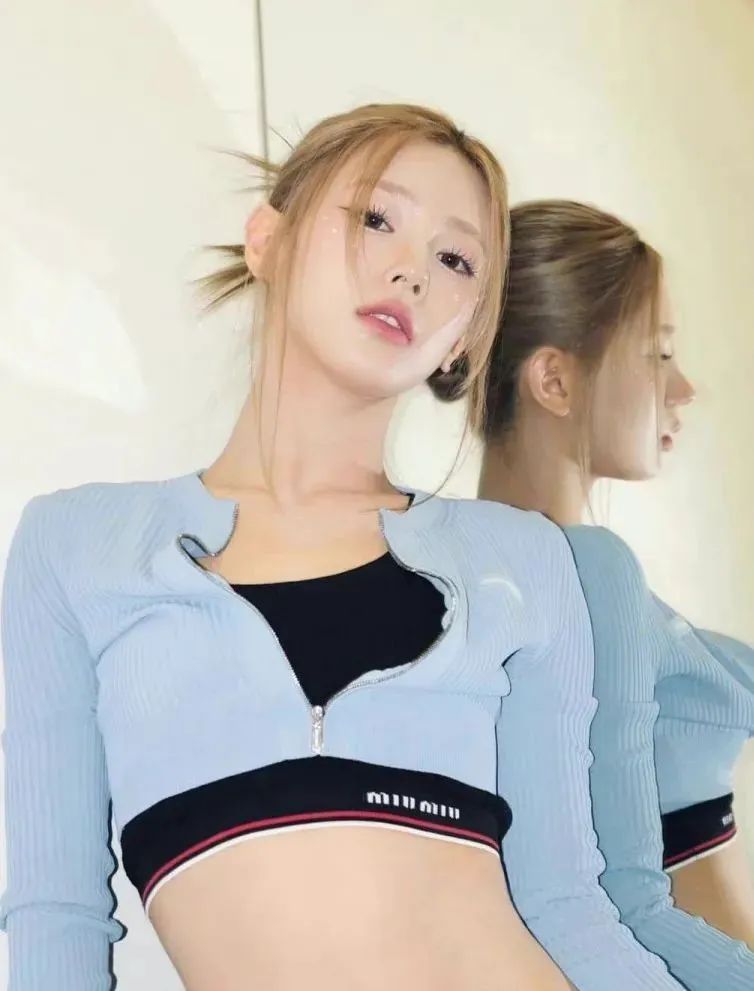 波浪卷发简单编发,人鱼微卷编发造型