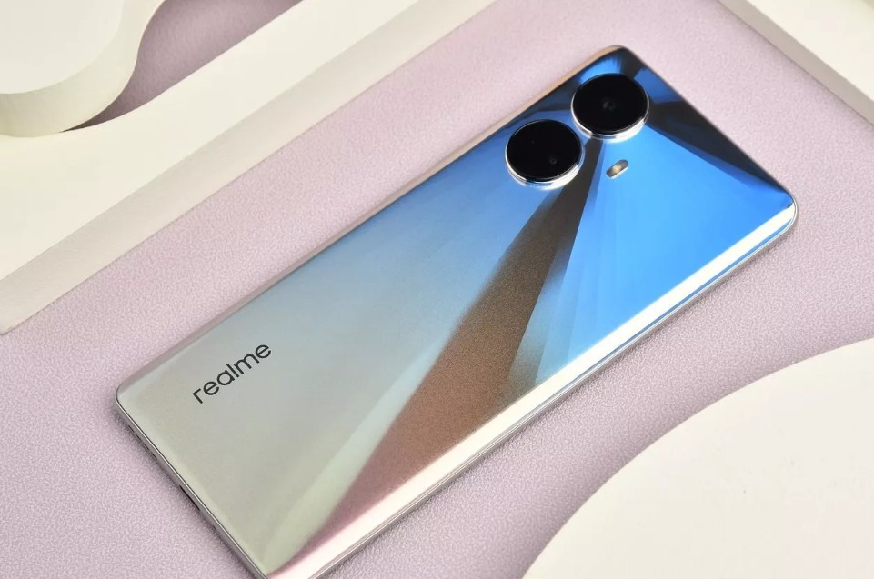 oppo跟vivo旗舰手机哪个性价比高,oppo和vivo哪一款手机性价比更高