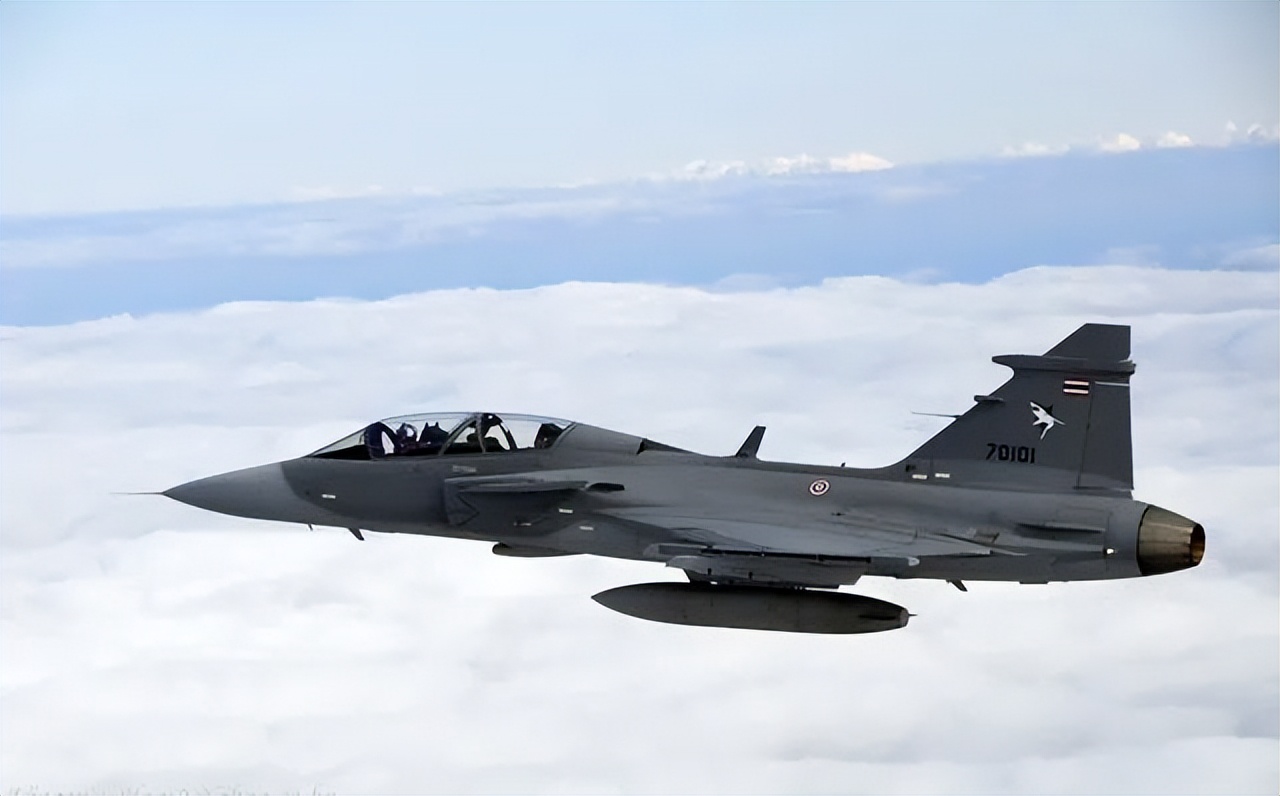 中泰空军联训与中巴空军联训有何同异？