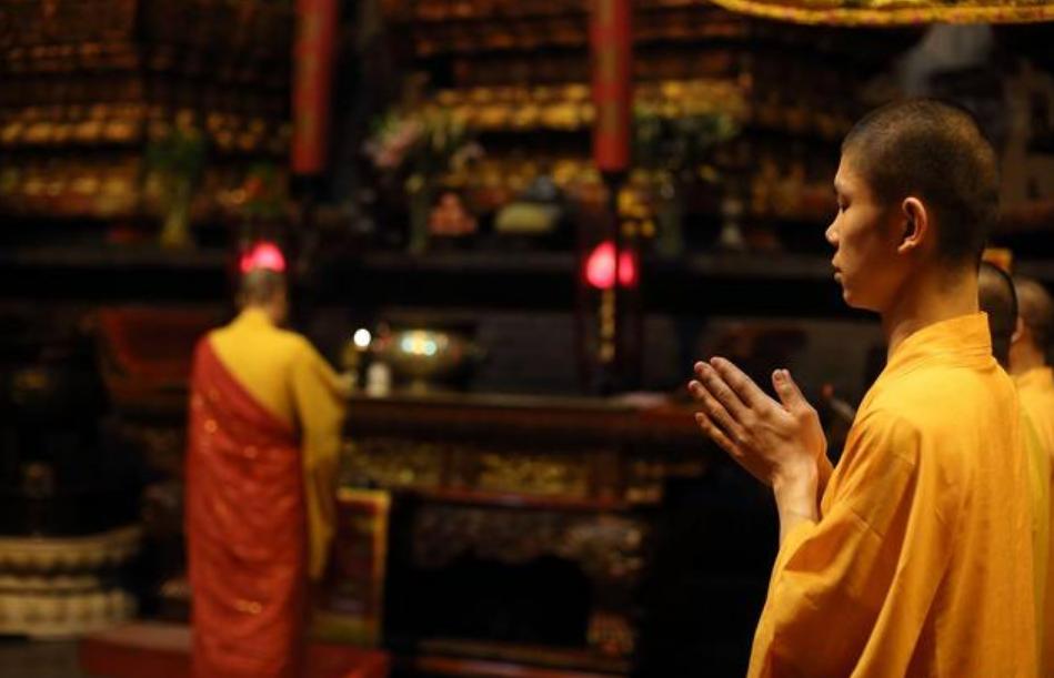 “一丝不挂，想入非非”，源自佛教偈语，俗人大多都误解其本意