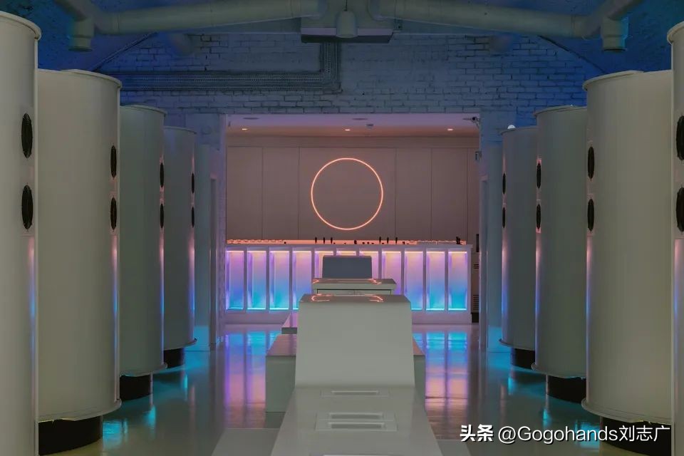 元宇宙游戏用什么玩,元宇宙游戏可以玩吗