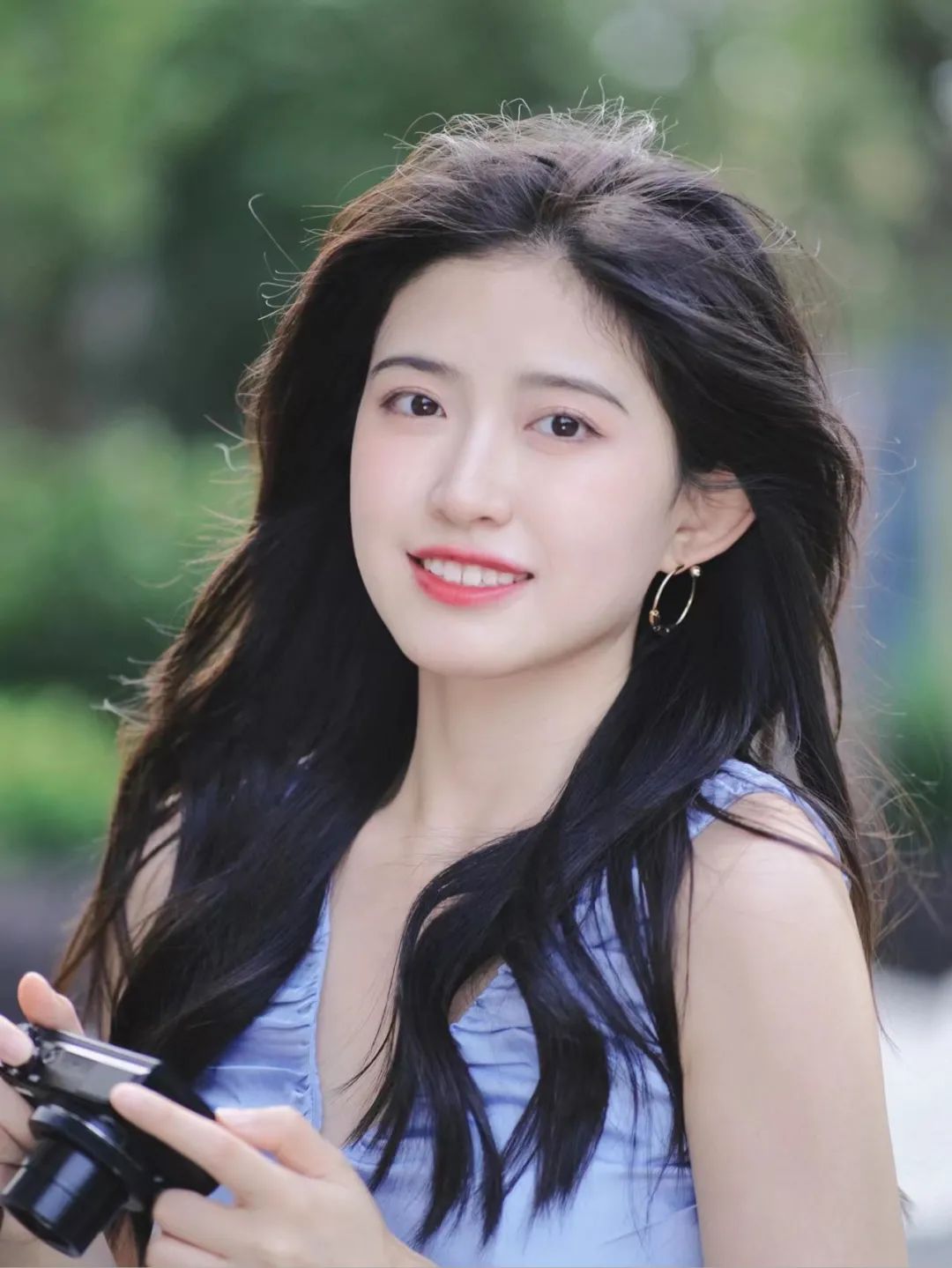 不知道自己的脸型适合戴哪种款式,长脸型耳环项链配饰