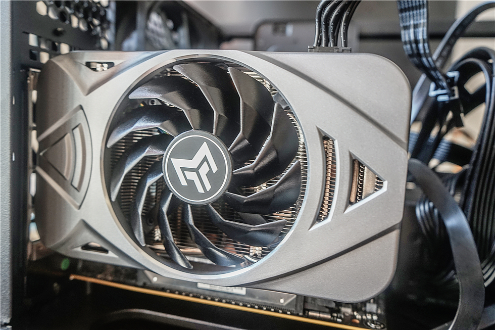 12600K+ROGZ690i+影驰3060+银欣LD03ITX机箱装机记