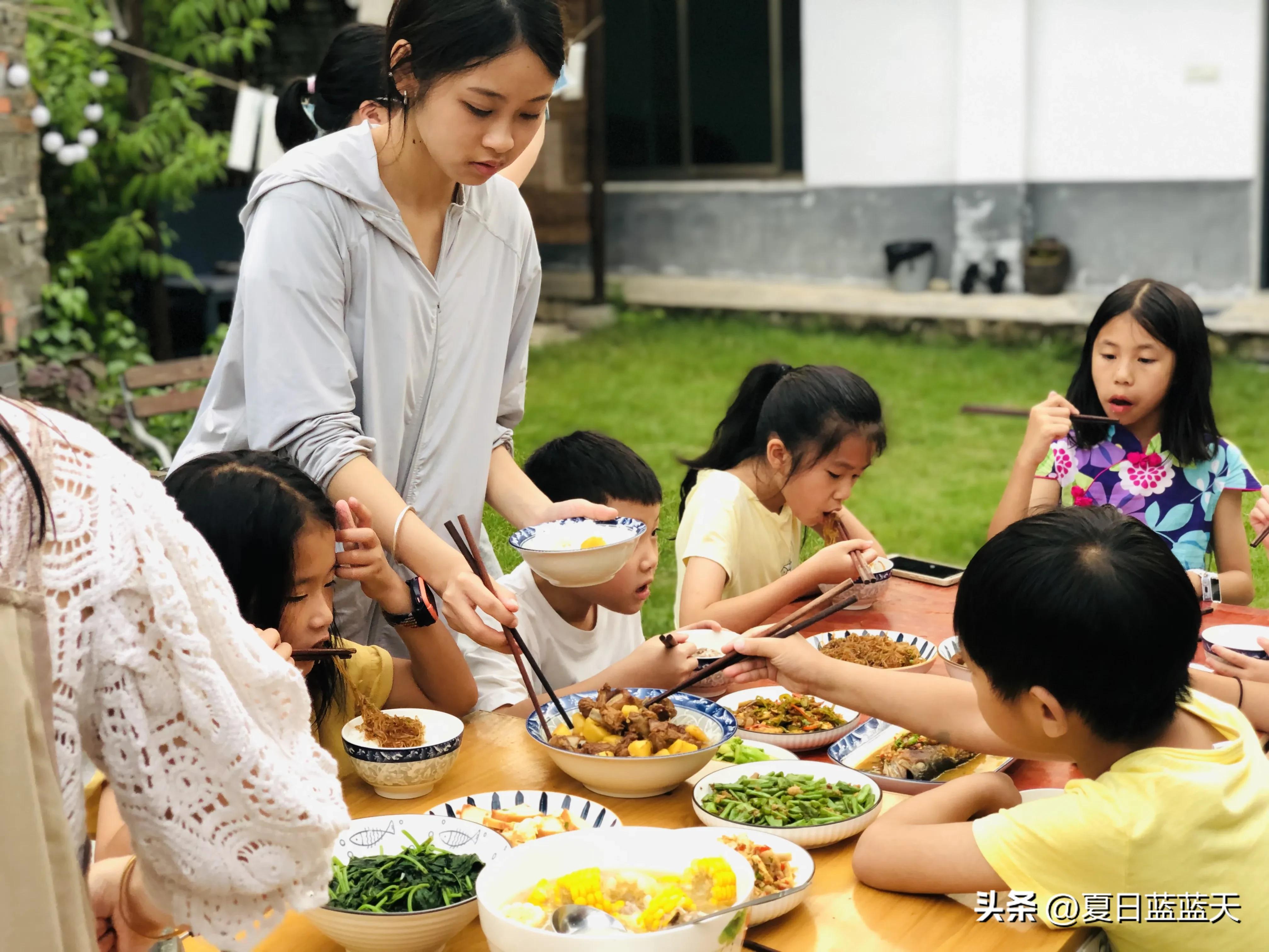 第一次离开家，离开被照顾，会怎么样呢？