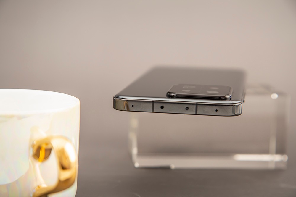 小米13比iphone13差很多吗,小米13和iphone13哪个体验更好