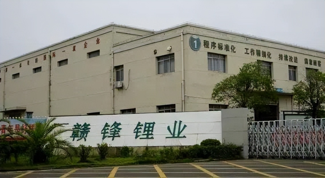 业绩大增股价却一直跌,业绩暴增但股价却长期盘整的股票