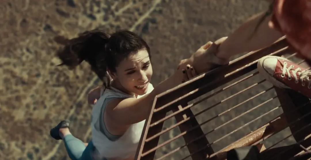 电影坠落里面的bug,电影坠落里面让人细思极恐的问题