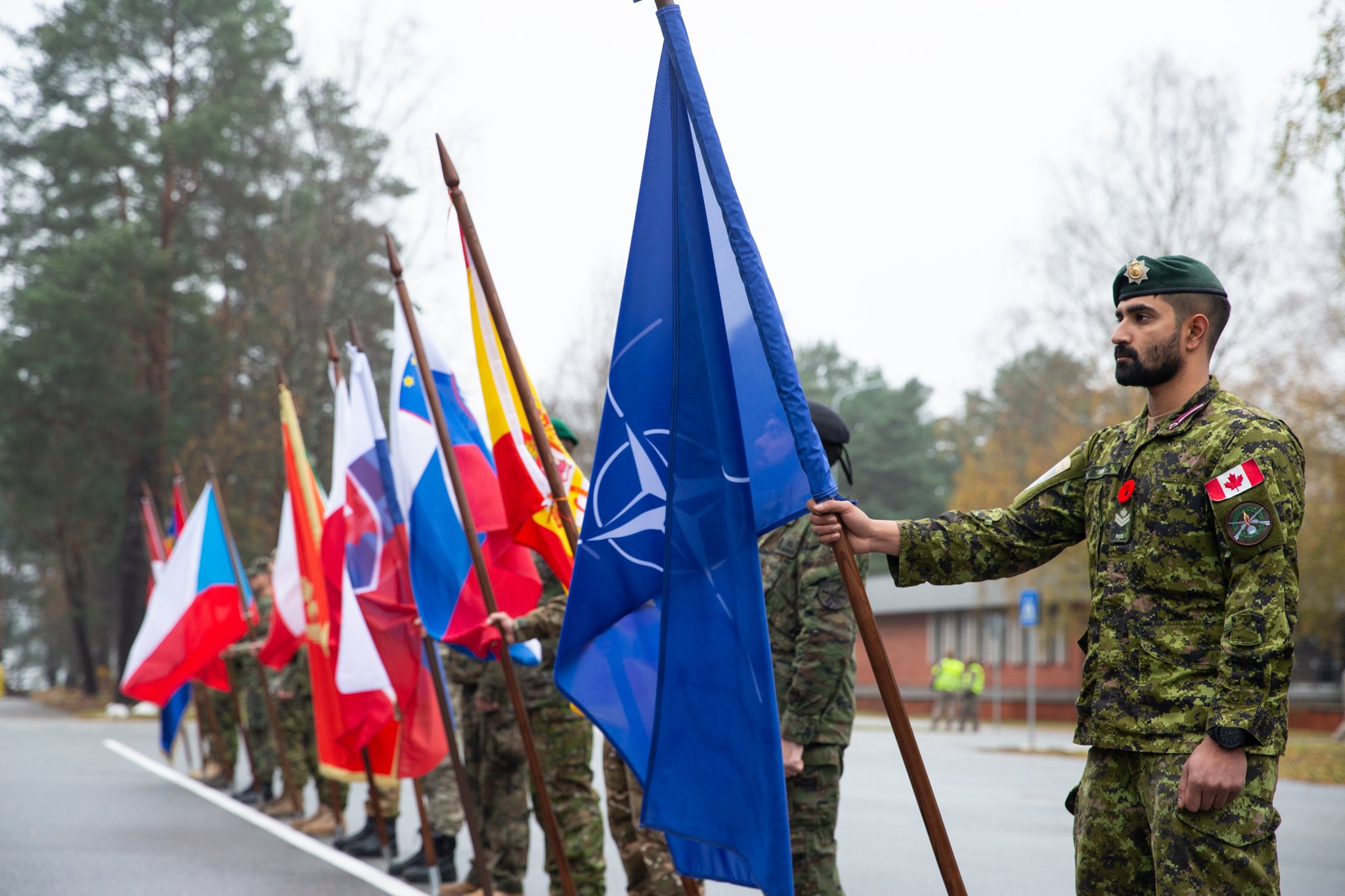 中方回应西方“不许帮朝”论后，朝鲜感谢中国，称坚决对抗美霸权