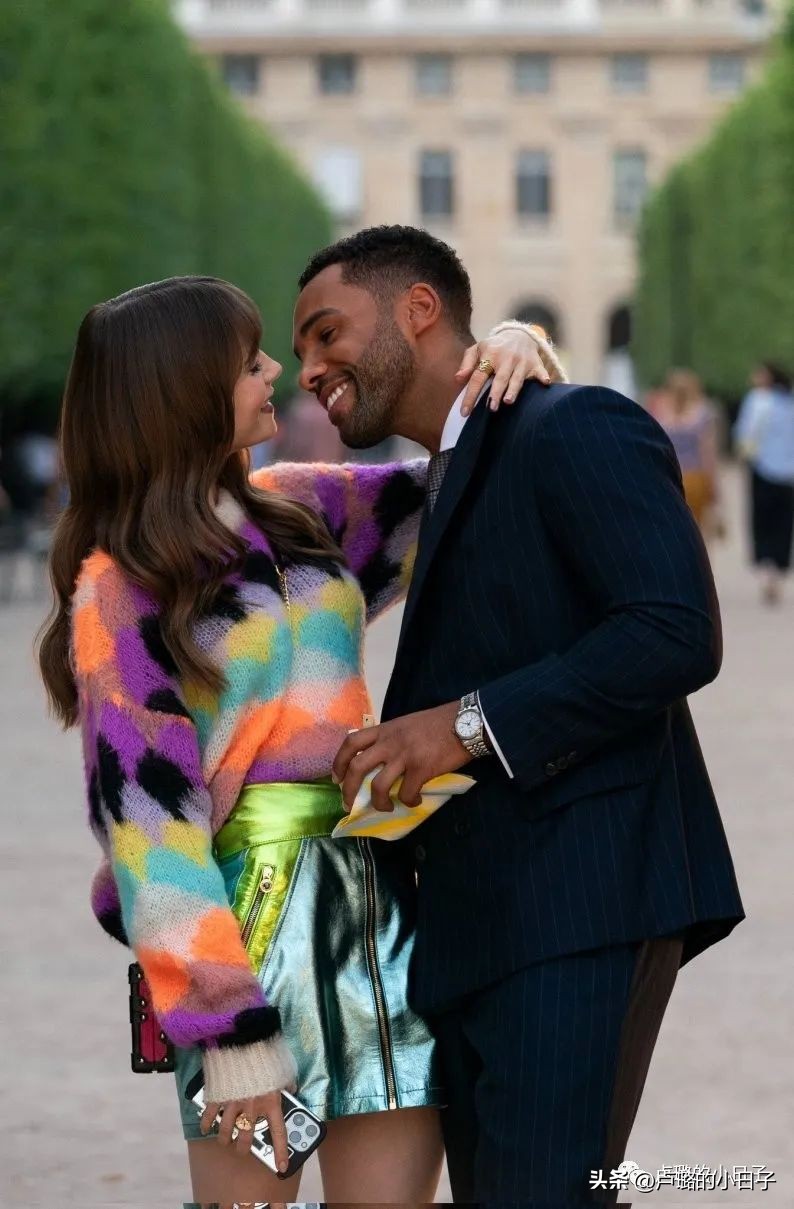 法国版小时代，狗*恋血**情刷新三观，女主的“法式”穿搭再次被吐槽