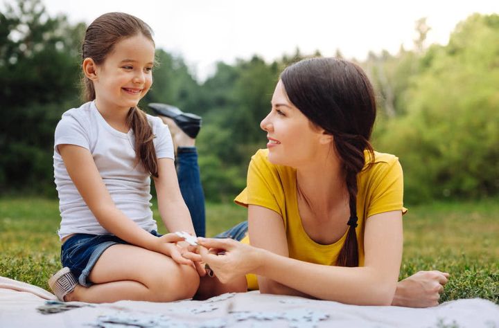 初中女生沉迷手机怎么办,14岁女孩沉迷手机不想上学怎么办