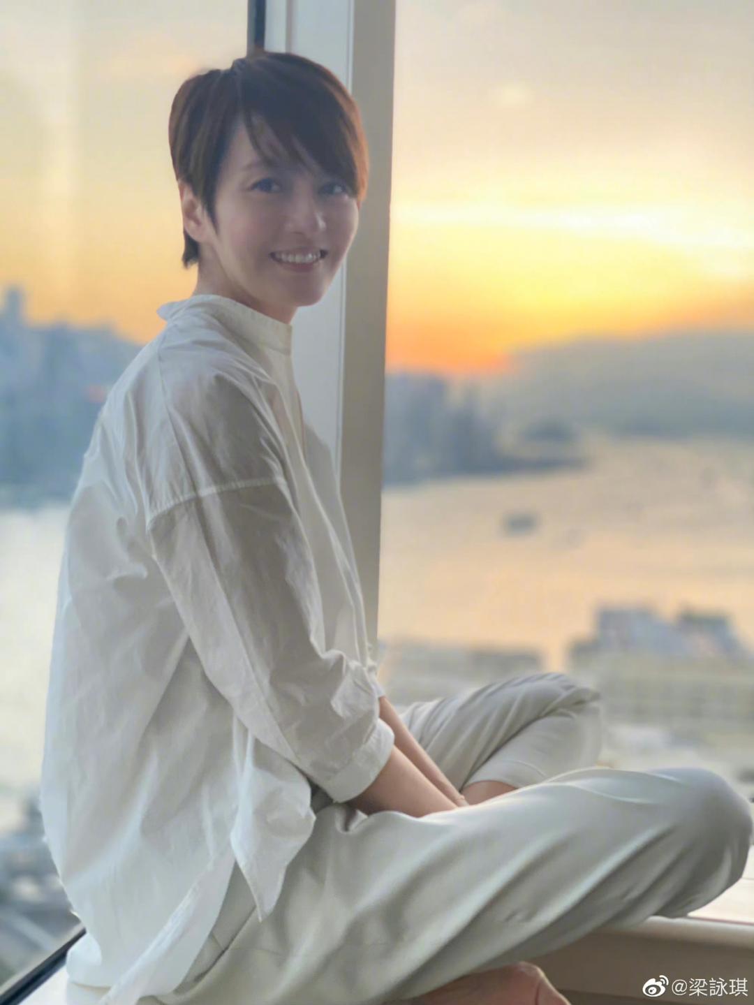 23年前背负“小三”骂名落入低谷，如今又成“赢家”？