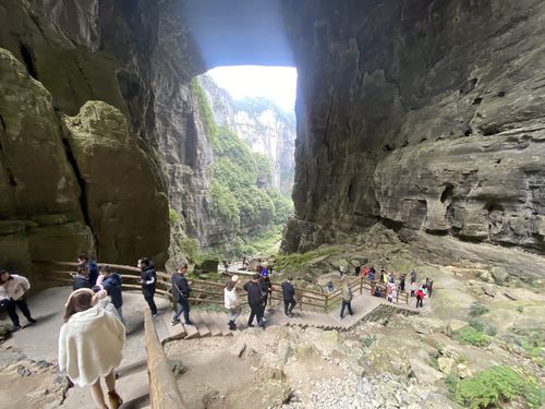 12月份重庆到武隆两日自驾游攻略,重庆武隆旅游自驾和跟团