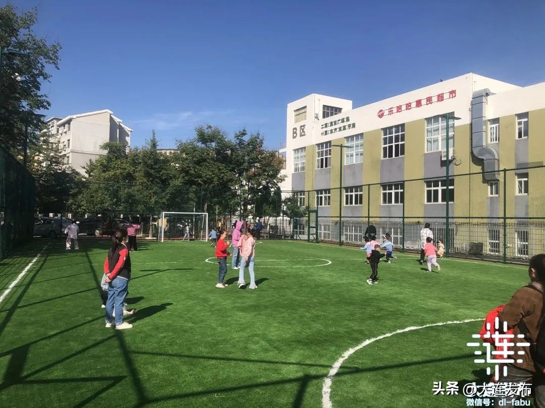 家门口室内新运动馆,家里的运动场地