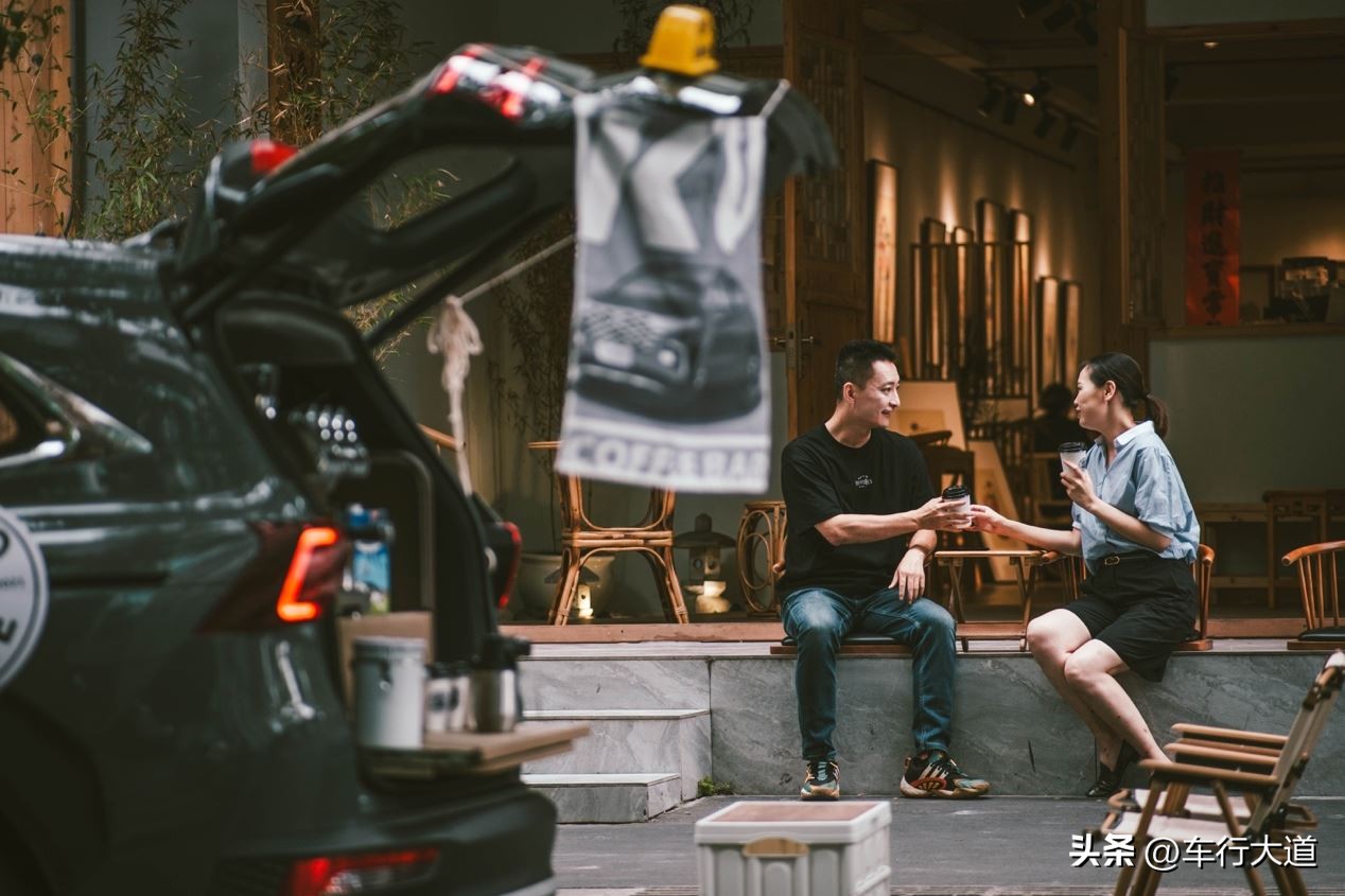 一辆库斯途、一台咖啡机千里寻梦云之南