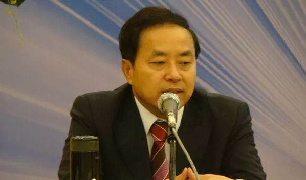 穷小子打工成了千万富翁,穷小子靠打工为生