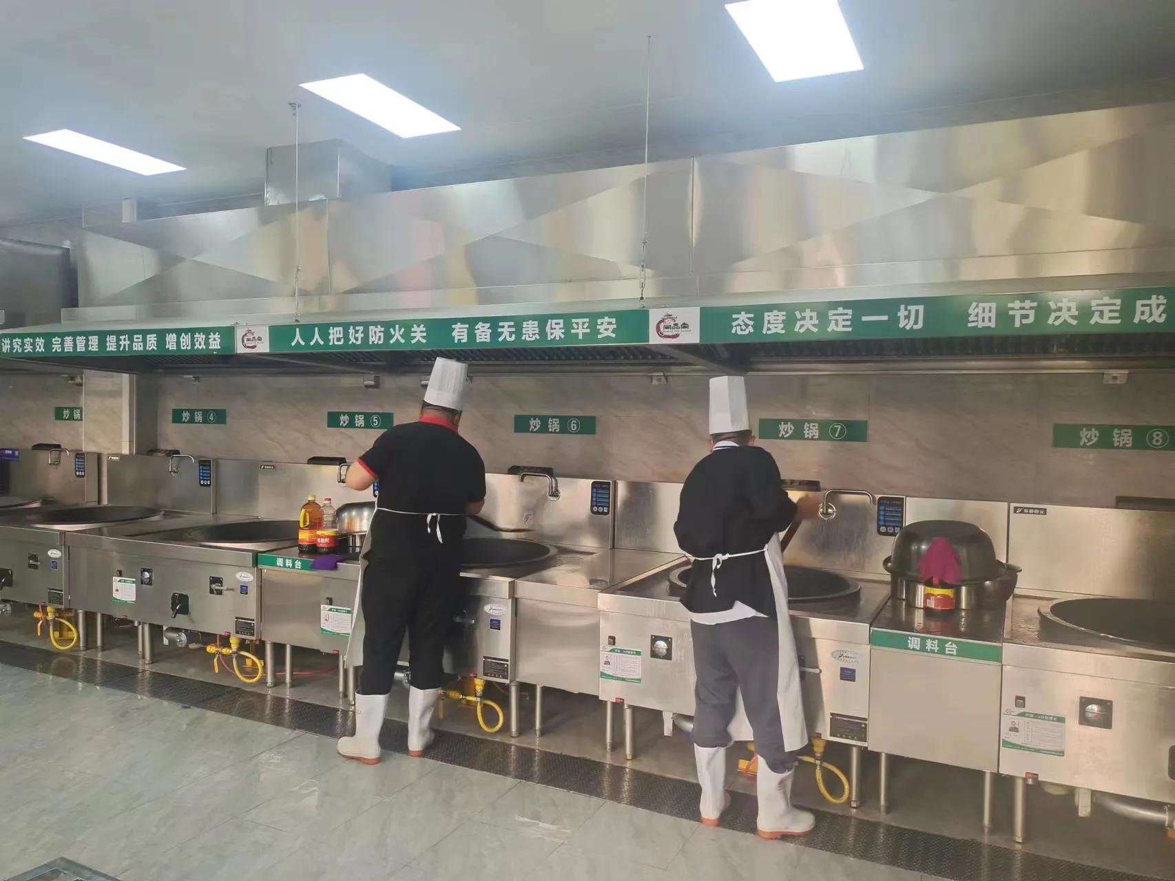 薛城凤鸣中学食堂,枣庄薛城区凤鸣中学