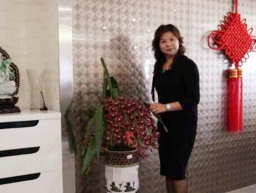 女子花钱如流水诈骗千万元被抓,一女子被诈骗2000万