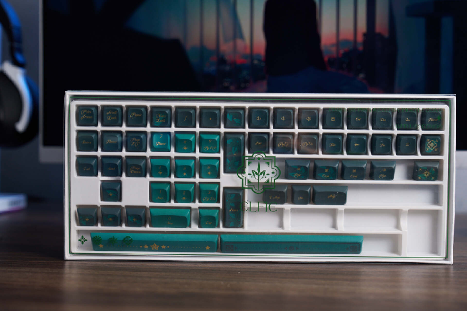 渴创V4键盘套件，除了不是无线连接，性价比很高