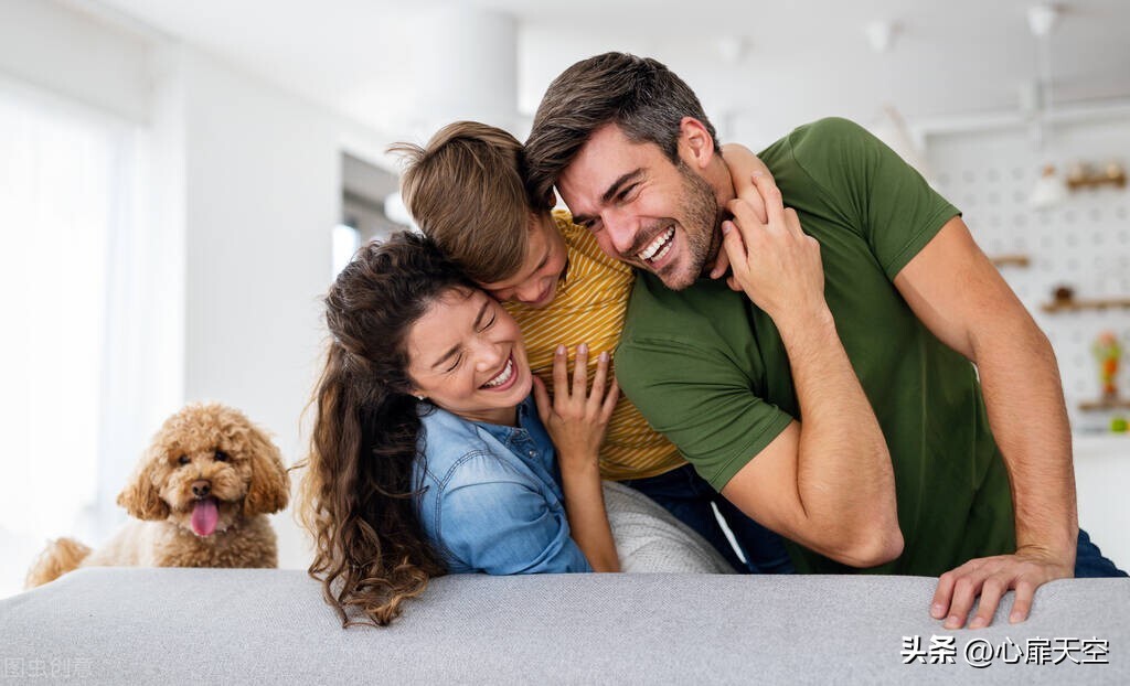 我们应当好好孝敬父母,我们要孝顺父母