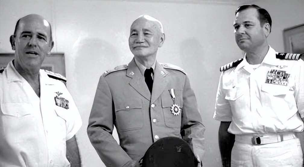 1986年华莱士问：台湾有何必要同大陆统一？*小平邓**的回答震耳欲聋