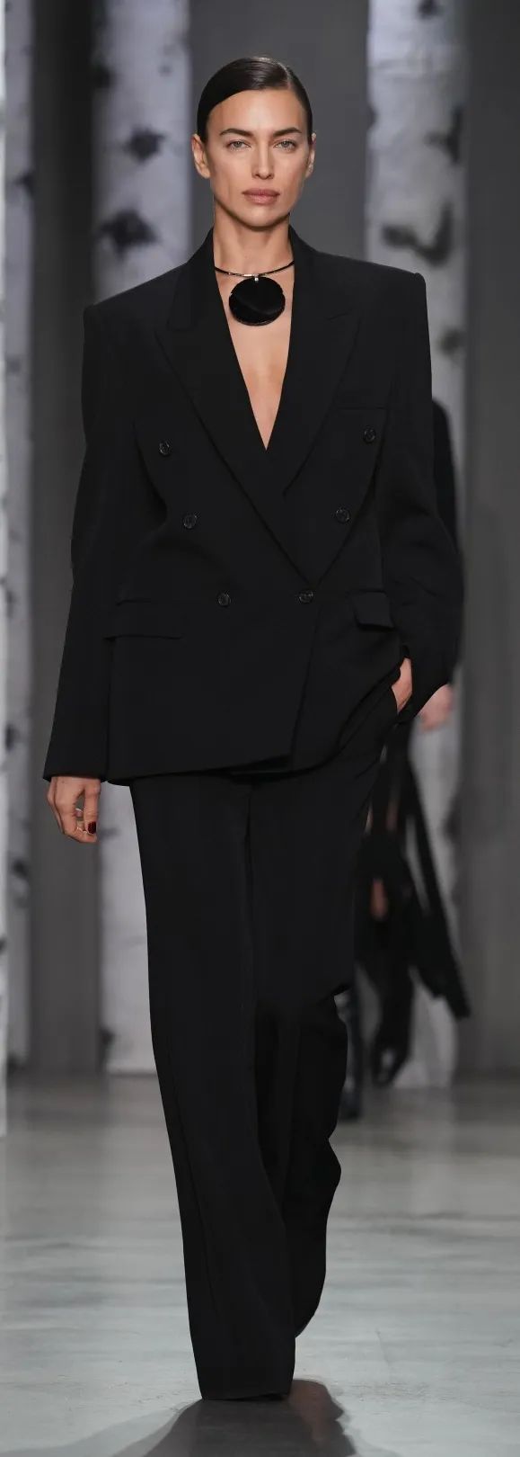 2023-2024秋冬流行趋势款式,2023秋冬流行趋势款式颜色