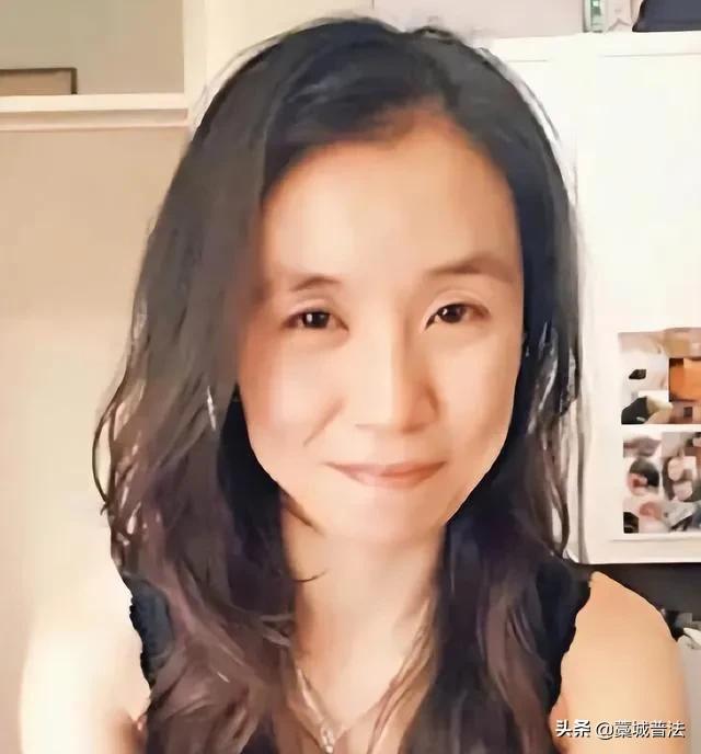 香港教授车内放两个瑜伽球,香港教授在车里放瑜伽球