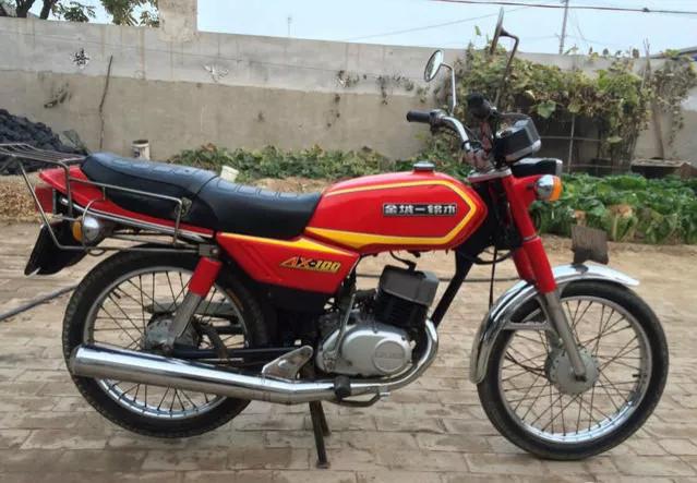 金城铃木ax100和金城100的区别,铃木ax100摩托车爆发力好吗