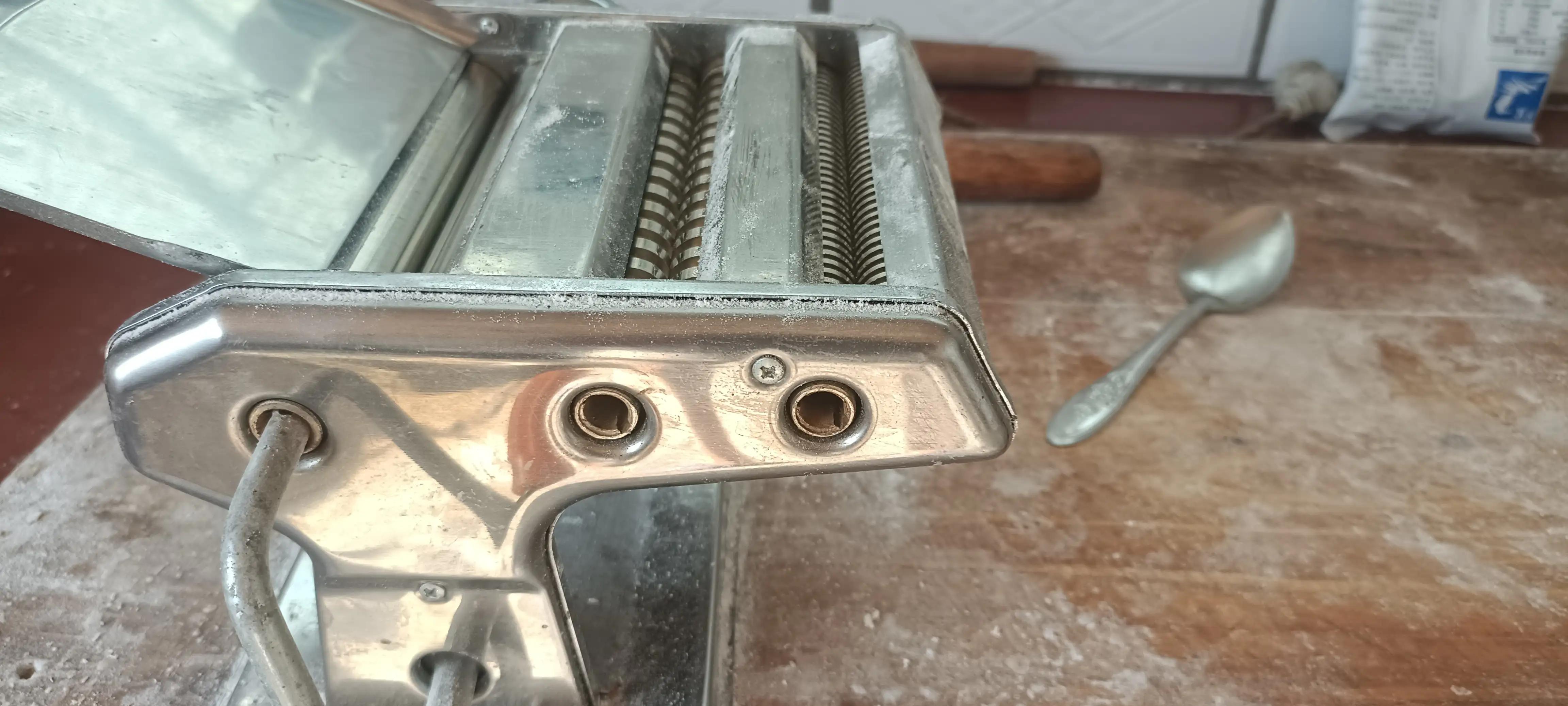 日本全自动压面条机大型,80年代老物件压面条机