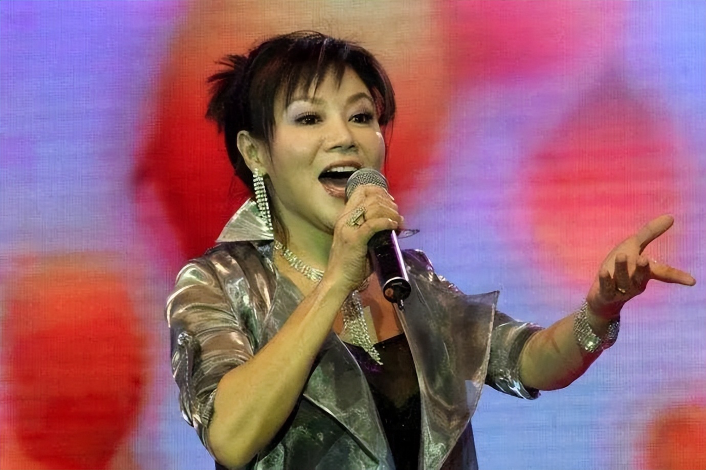 青歌赛历届冠军近况,历届青歌赛冠军得主最新情况