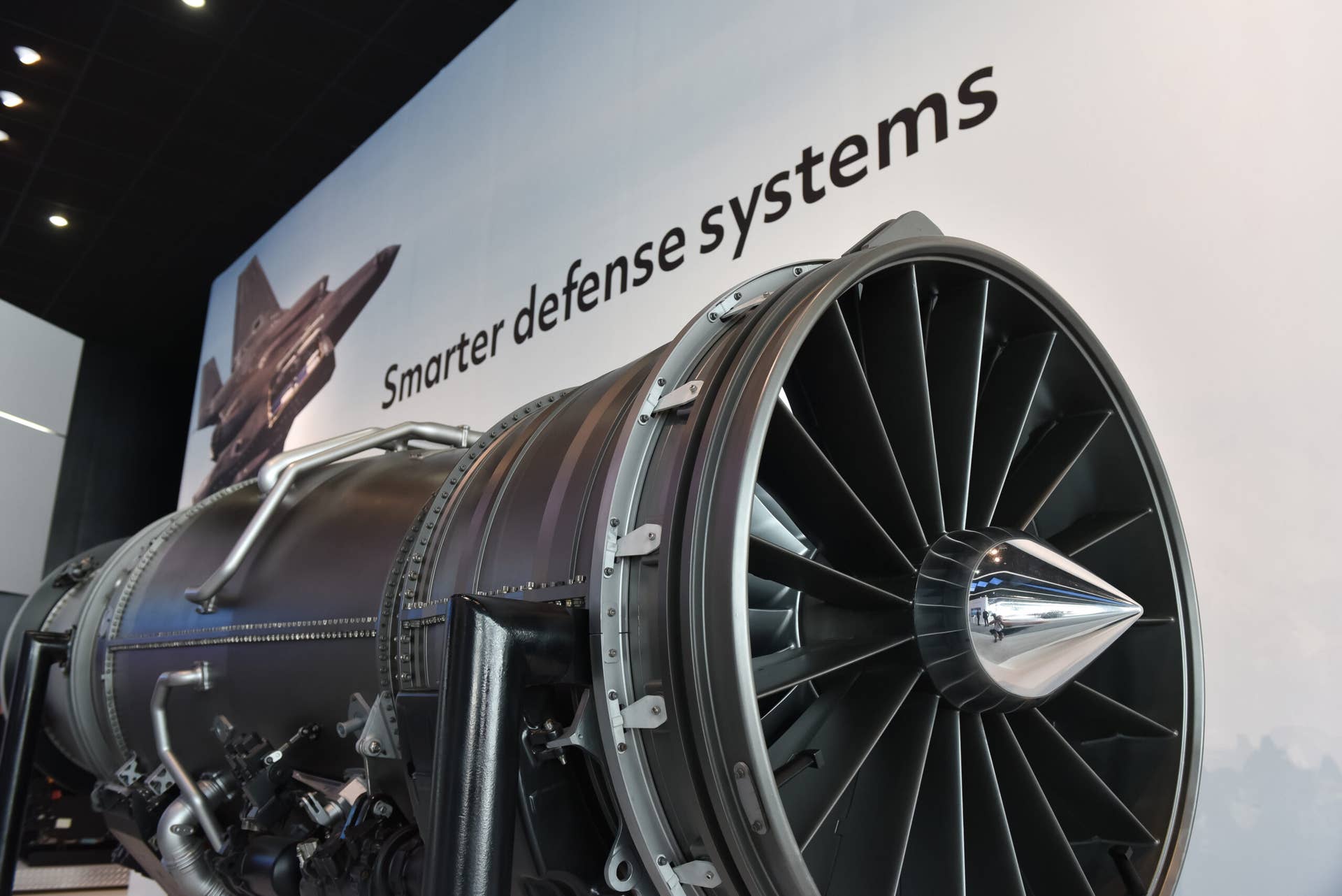 买f35战斗机犯法吗,买f35