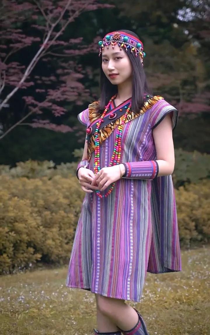 五十六个民族服饰排行榜,中华五十六个民族服饰大合集