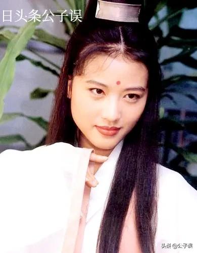 周海媚早年跟吕良伟结过一次婚,周海媚吕良伟道别视频