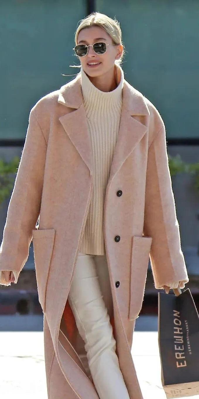 安吉丽娜朱莉大衣,安吉丽娜朱莉的冬季大衣街拍