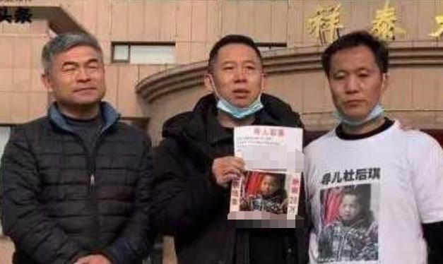 孙卓摘口罩,孙卓为啥戴口罩