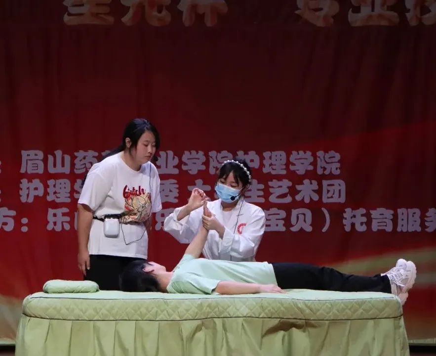 介绍护理学院,护理学院的学院简介