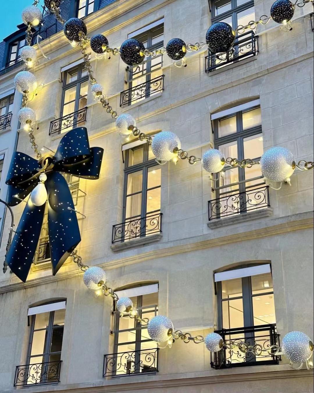 奢侈品秀场设计经典,奢侈品门店圣诞装扮