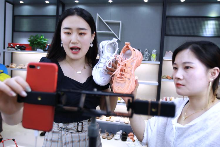 没人愿意干的暴利行业利润,10大暴利小行业利润