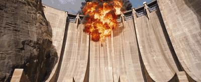 爽麻了！尺度美女全程飙车，它一回归，全球影迷都得高潮…